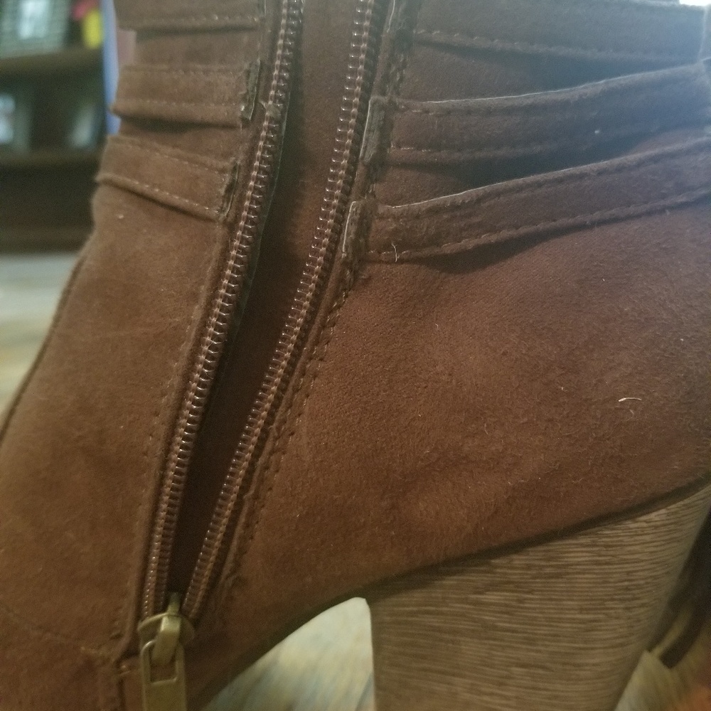 Booties - Picture 3 of 4